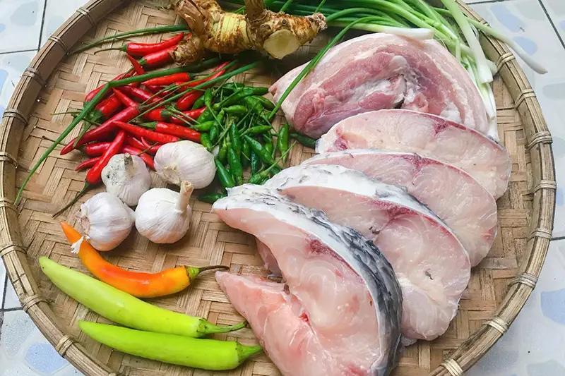CÁ TRẮM ĐEN CẮT KHÚC: KHÁM PHÁ HƯƠNG VỊ TƯƠI NGON ĐẦY THÚ VỊ CHO MỌI BỮA TIỆC CÁ TRẮM ĐEN CẮT KHÚC: KHÁM PHÁ HƯƠNG VỊ TƯƠI NGON ĐẦY THÚ VỊ CHO MỌI BỮA TIỆC